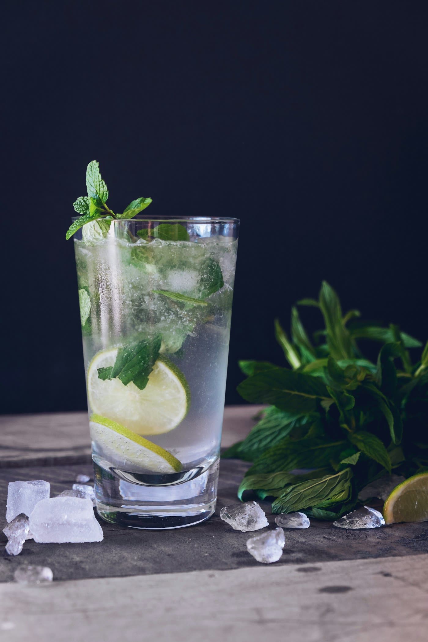 Alkaline Water vs Plain Water: What Mayo Clinic Says